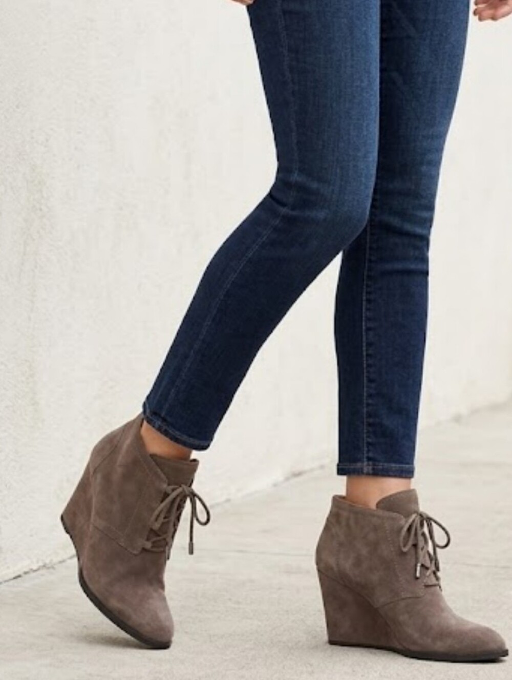 Franco Sarto Lennon Lace Up Ankle Wedge Bootie Grey Wome's Size 7 NWOB